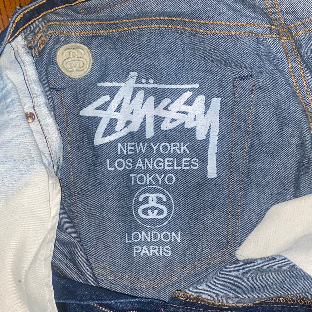 Stussy x Levi’s Men's Indigo Straight Jeans - Picture 4 of 4
